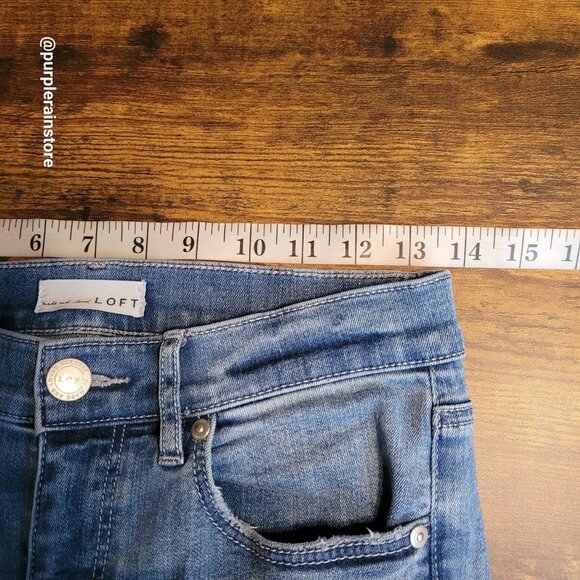 Loft Jeans Sz 0 Crop Flare Mid Rise Fringe Hem Medium Light Wash Stretch Denim - Picture 5 of 11